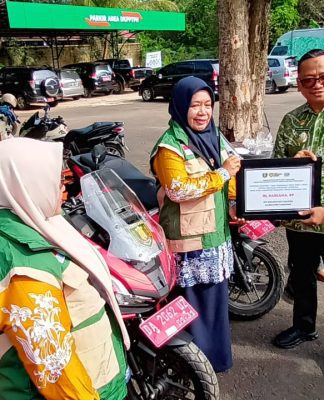 Dorong Ketahanan Pangan, Pemkab Tabalong Serahkan Motor Operasional untuk 70 Penyuluh Pertanian