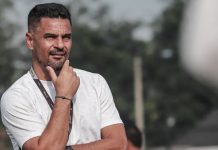 Carlos Peña Ajak Skuad Persita Fokus Ke Depan Usai Kekalahan dari Persija