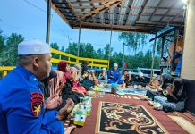 Sat Polairud Polres Tanah Laut Rangkul Anak Pesisir di Momen Buka Puasa Ramadhan