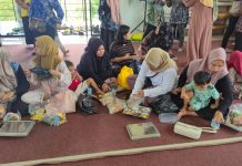 Perdana di Sarang Halang, Paket MBG Bagi Ibu Hami dan Menyusui