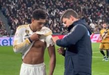 FIFA Usulkan Aturan Pemain Cedera Harus Tinggalkan Lapangan Satu Menit