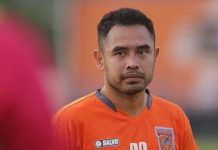 Ponaryo Astaman Bagikan Cara Mengenalkan Sepak Bola Sejak Dini