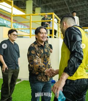 Hasnuryadi Sulaiman Pantau Langsung Latihan Barito Putera: Tetap Fokus dan Disiplin!