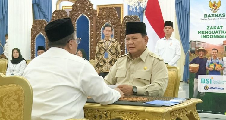 Terhimpun Rp 3,8 Miliar, Presiden Prabowo dan Kabinet Merah Putih Tunaikan Zakat di Istana Negara
