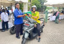 Seru! Yamaha Grebek Ramadhan di Taman Siring Menara Pandang Ajak Pengunjung Main Lomba