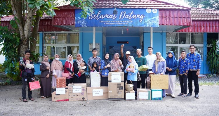 Tradisi Bagi-Bagi Hadiah Sahur, Bukti Kedekatan Radio Pemerintah dengan Rakyat