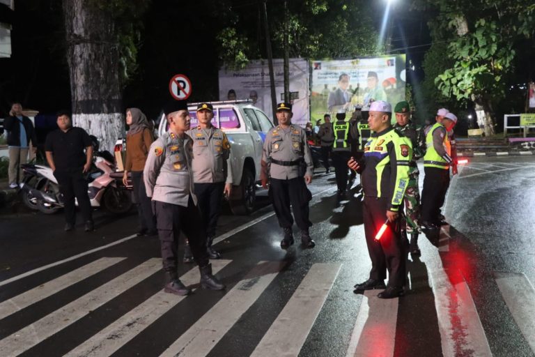 Malam Takbiran di HST Dijaga Ketat, Kapolres Turun ke Lapangan