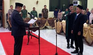 Pelantikan PAW, Rusmaini Hardi Resmi Duduki Kursi DPRD HST