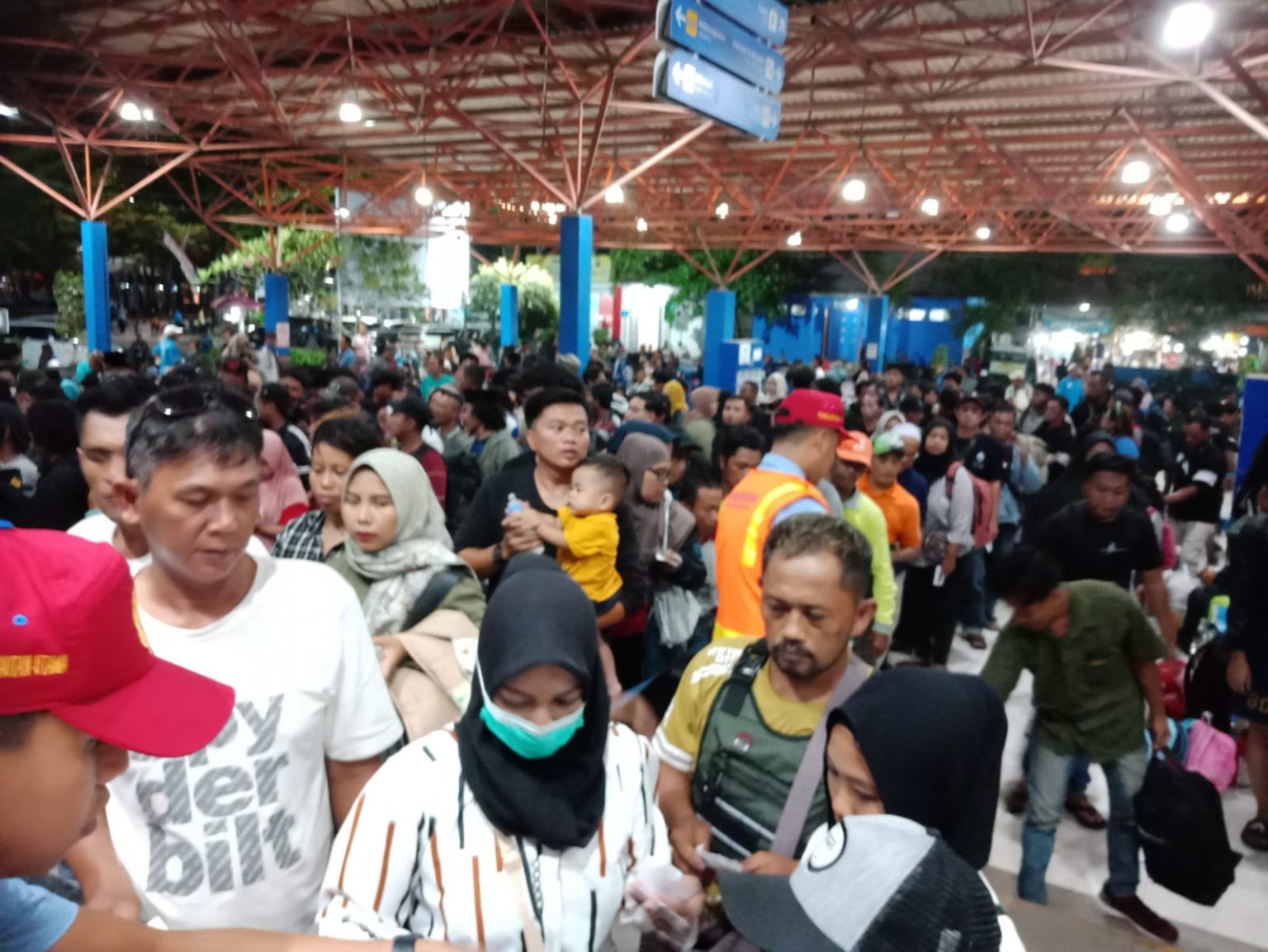 Pelindo: Arus Penumpang Mudik Lebaran 2026 di Pelabuhan Trisakti, Batulicin dan Kotabaru Meningkat