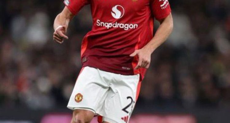 Manuel Ugarte Tetap Tenang Meski Jarang Dimainkan Manchester United Musim Ini