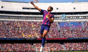 Ronald Araujo jadi penentu kemenangan Barcelona lewat gol penting musim ini