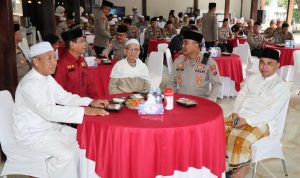 Wujudkan Sinergi di Balik Kondusifitas, Polres Tanah Laut Gelar Buka Puasa Bersama Ulama dan Pemuda