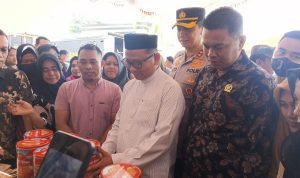 Bupati Tabalong dan Kapolres Pantau Gerakan Pangan Murah Polri–Bulog di Tabalong, Ramai Diserbu Warga