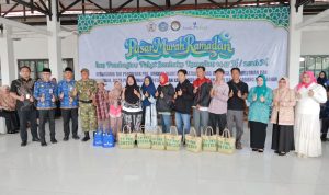Peduli Masyarakat, Pemkab Batola Salurkan 2.614 Paket Sembako
