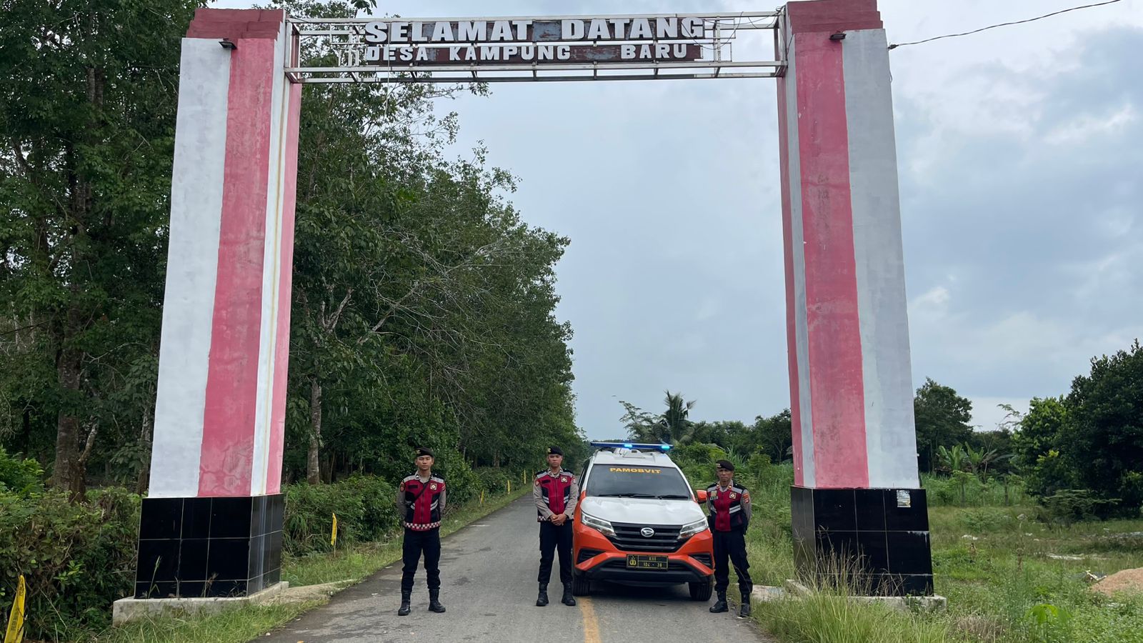 Sunyi Nyepi di Pura Agung, Polri Tetap Siaga Jaga Toleransi di Tanah Laut