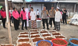 Kapolda Kalsel Cek Langsung Kesiapan Pengamanan Haul Datu Kelampayan