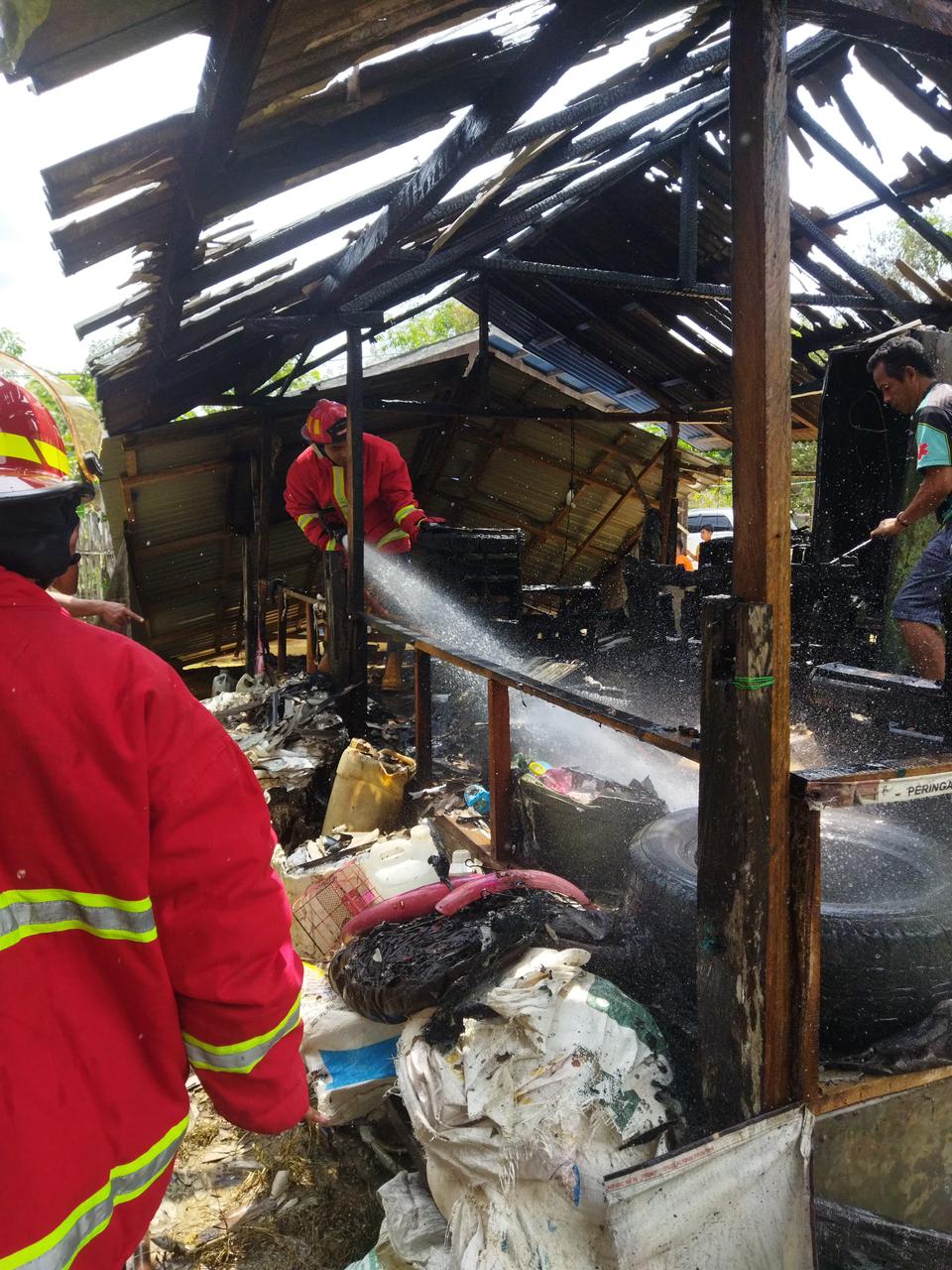 Gudang Elektronik di Karang Rejo Ludes, Kecepatan Damkar Jorong Jadi Penyelamat dari Petaka yang Lebih Besar