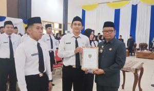 Bupati Tabalong Lantik 95 CPNS dan PNS, Tekankan Pelayanan dan Integritas