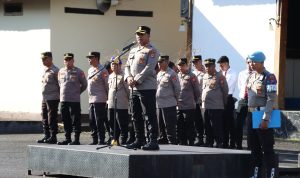 Bahagia Itu Sekarang! Kapolres Tanah Laut Tekankan Syukur, Disiplin, dan Integritas di Apel Pagi