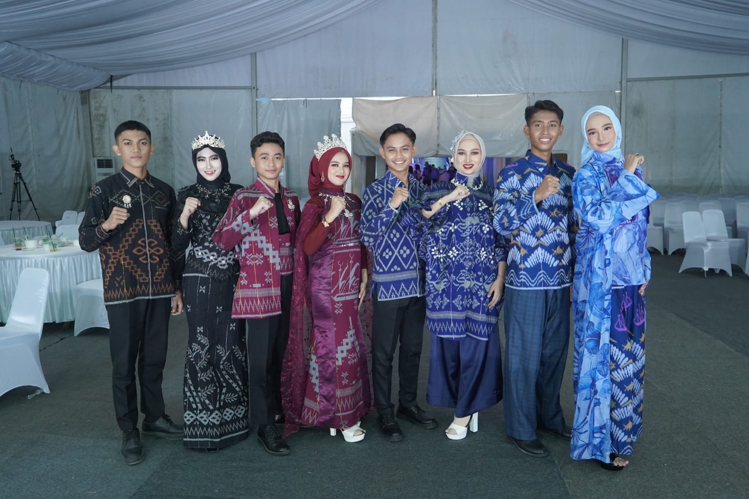 Aksi Inovasi Tanbu 2026, Tenun Pagatan Tampil Elegan di Peragaan Busana Dekranasda Tanah Bumbu
