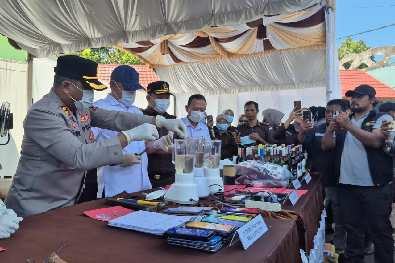 Kapolres Tanah Laut Dukung Pemusnahan Barang Bukti Tindak Pidana Umum demi Hindari Penyalahgunaan