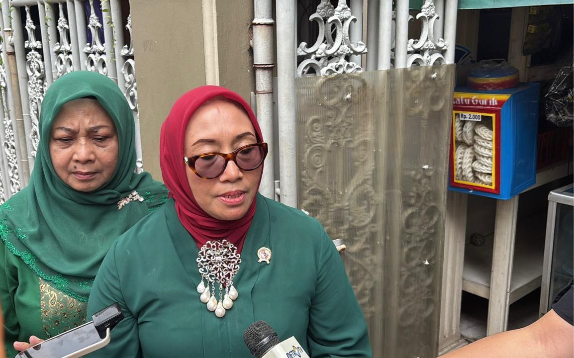 Viral Menteri PPPA Pindahkan Gerbong Perempuan di KRL, Agung Karmalogy 'Laki-laki Dikorbankan'