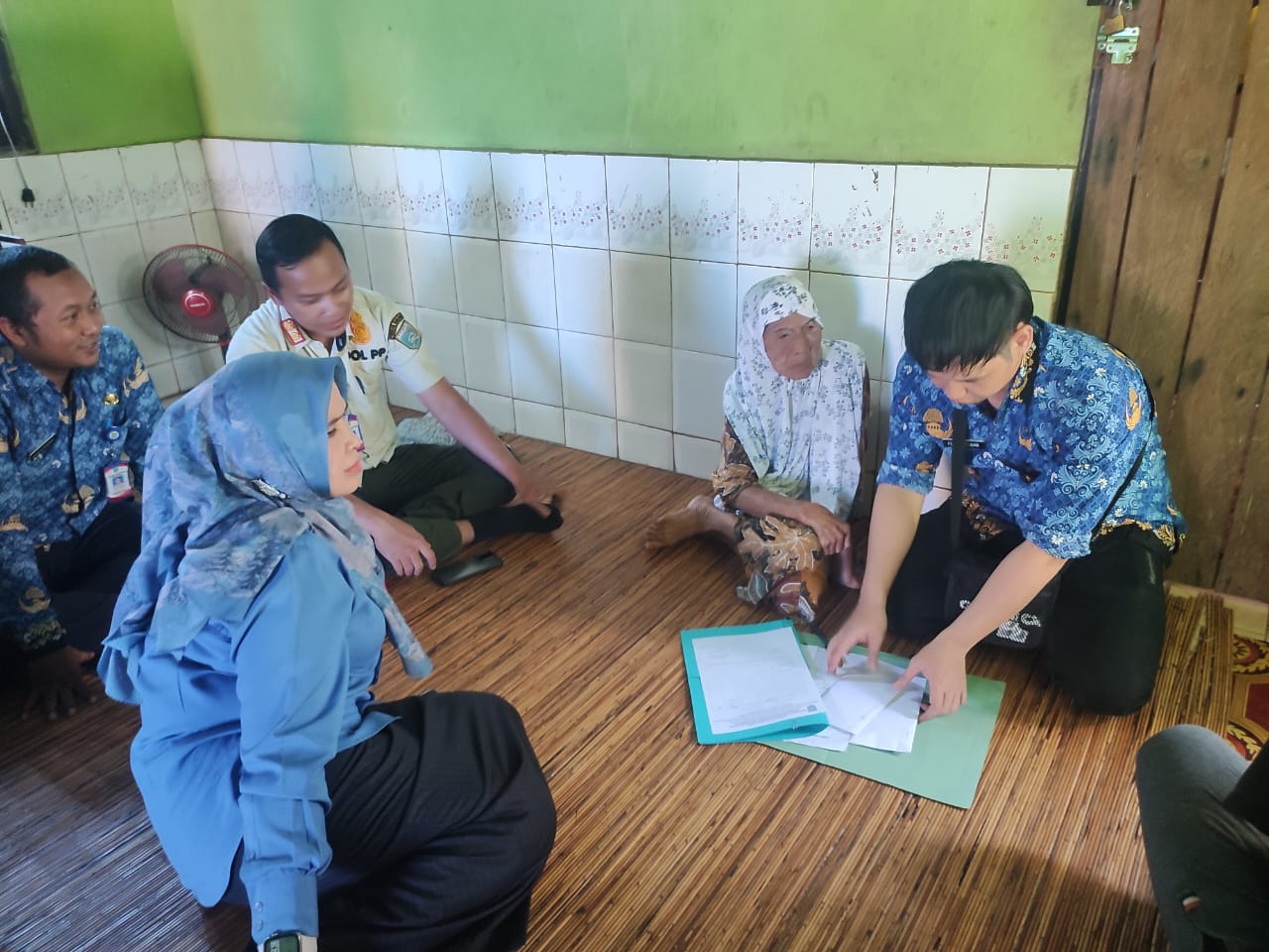 Sempat Viral Beli Handphone, Cumi Kini Kembali ke Keluarga di Martapura Kabupaten Banjar