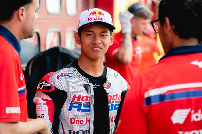 Sempat Terpuruk, Veda Ega Rebut Start Posisi 7 Moto3 Belanda 2026 di Sirkuit Assen
