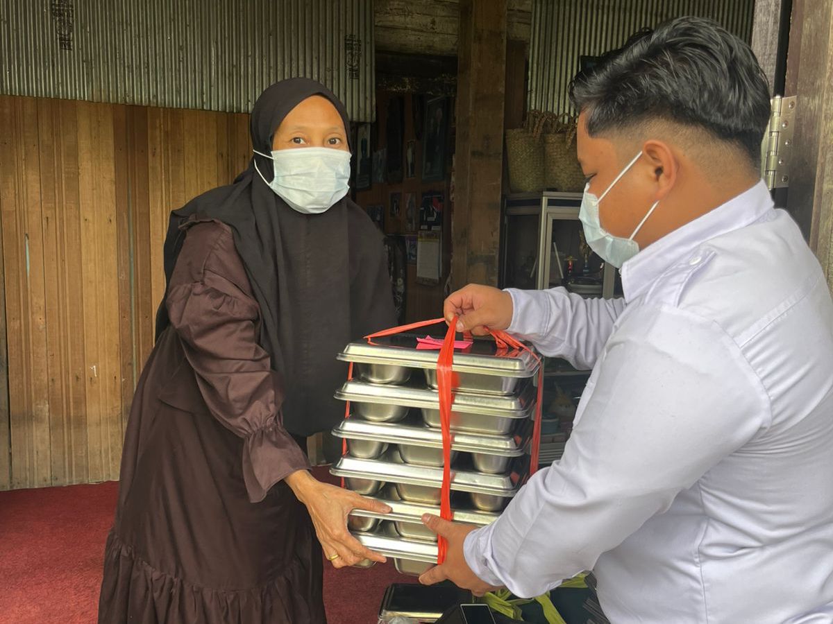 Bagikan 3.456 Porsi, SPPG Kasarangan HST Mulai Salurkan MBG untuk Ibu Hamil dan Balita