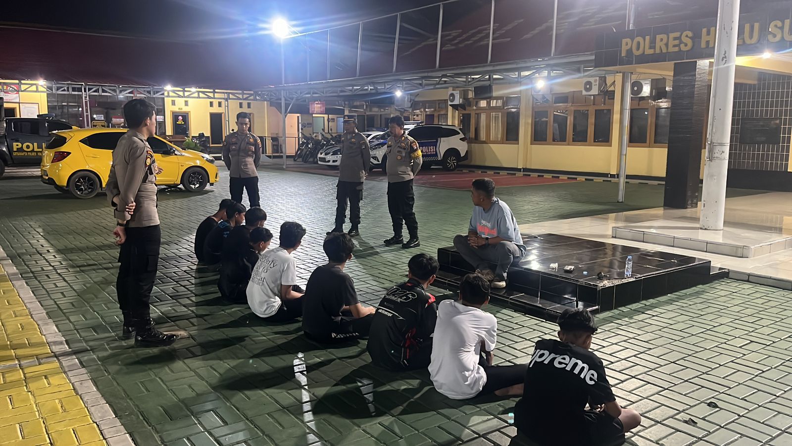 Patroli Tengah Malam, Polres HST Amankan Sejumlah Remaja dan Motor Diduga Balap Liar