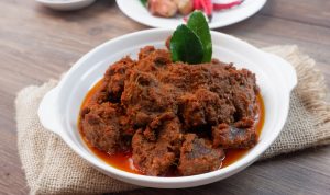 Rendang,Is,An,Indonesian,West,Sumatra,Minangkabau,Spicy,Meat,(commonly
