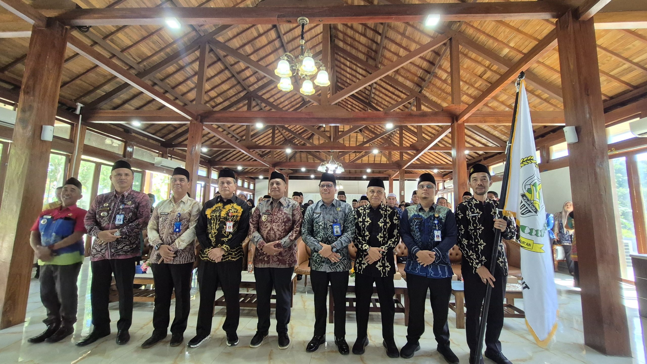 Wakil Bupati Tanah Laut Lepas 117 Anggota Kafilah Menuju MTQ Kalimantan Selatan 2026