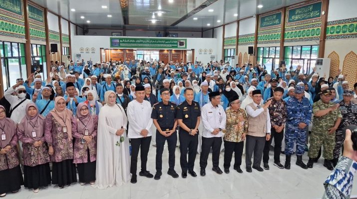 Jemaah Haji Debarkasi Banjarmasin Tiba di Asrama Haji, ini Doa Gubernur Kalsel