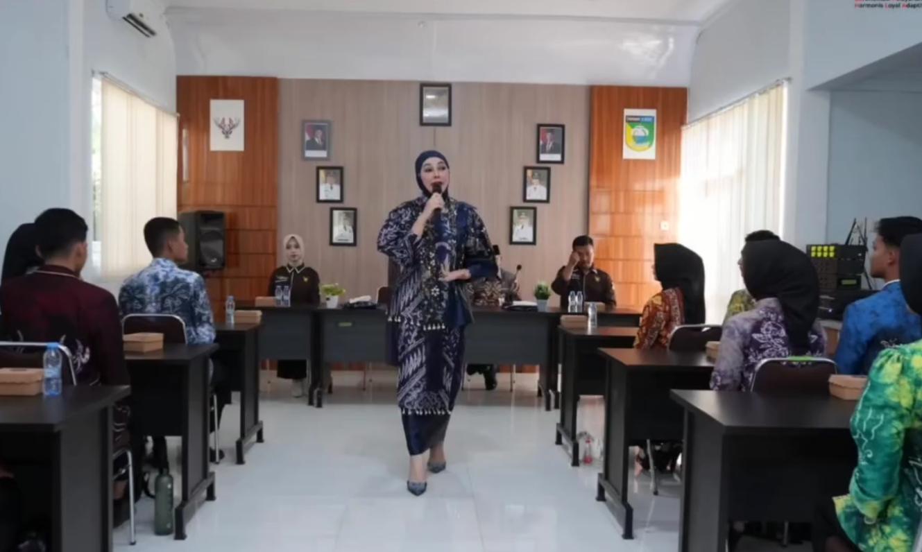 Ketua PKK Tanah Laut Ingatkan Finalis Putra Putri Pariwisata 2026 Jaga Etika Digital dan Kuasai Diri