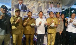 Menko meninjau sentra peternakan itik