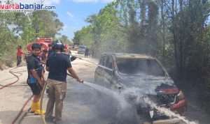 Mobil Terbakar