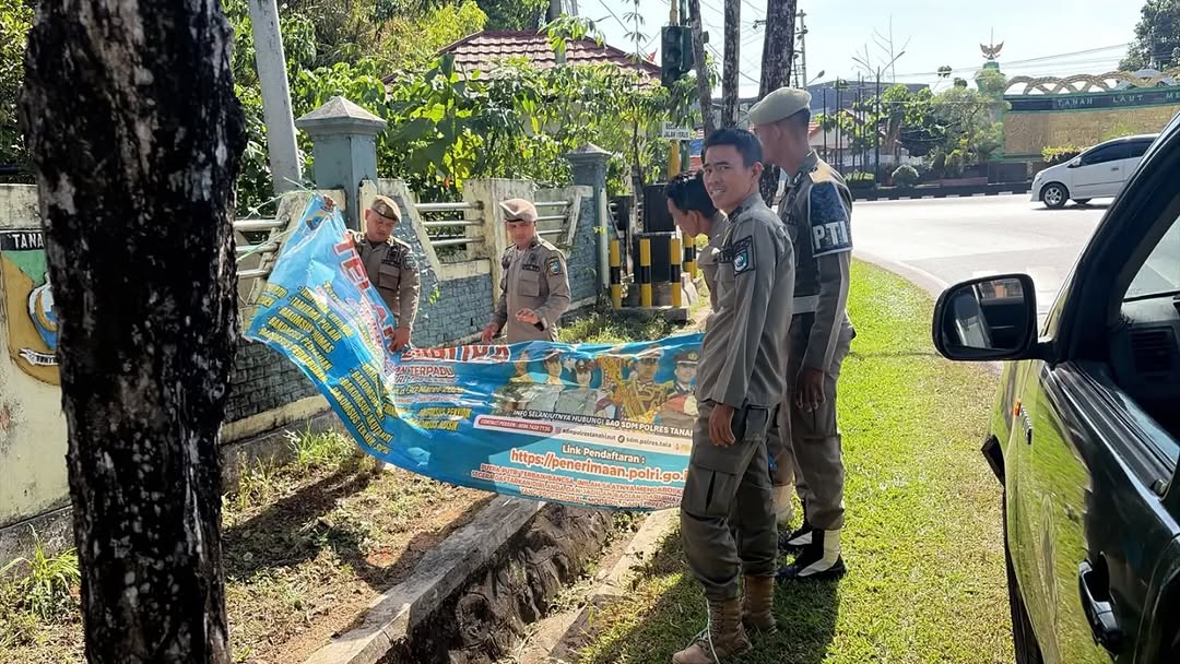Estetika Kota Terganggu, Wakil Bupati Perintahkan SKPD Turunkan Mandiri Spanduk Rusak dan Kedaluwarsa