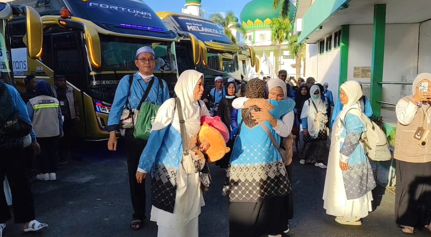 358 Jemaah Haji 2026 Kloter 2 Asal Kabupaten Banjar Tiba di Banua