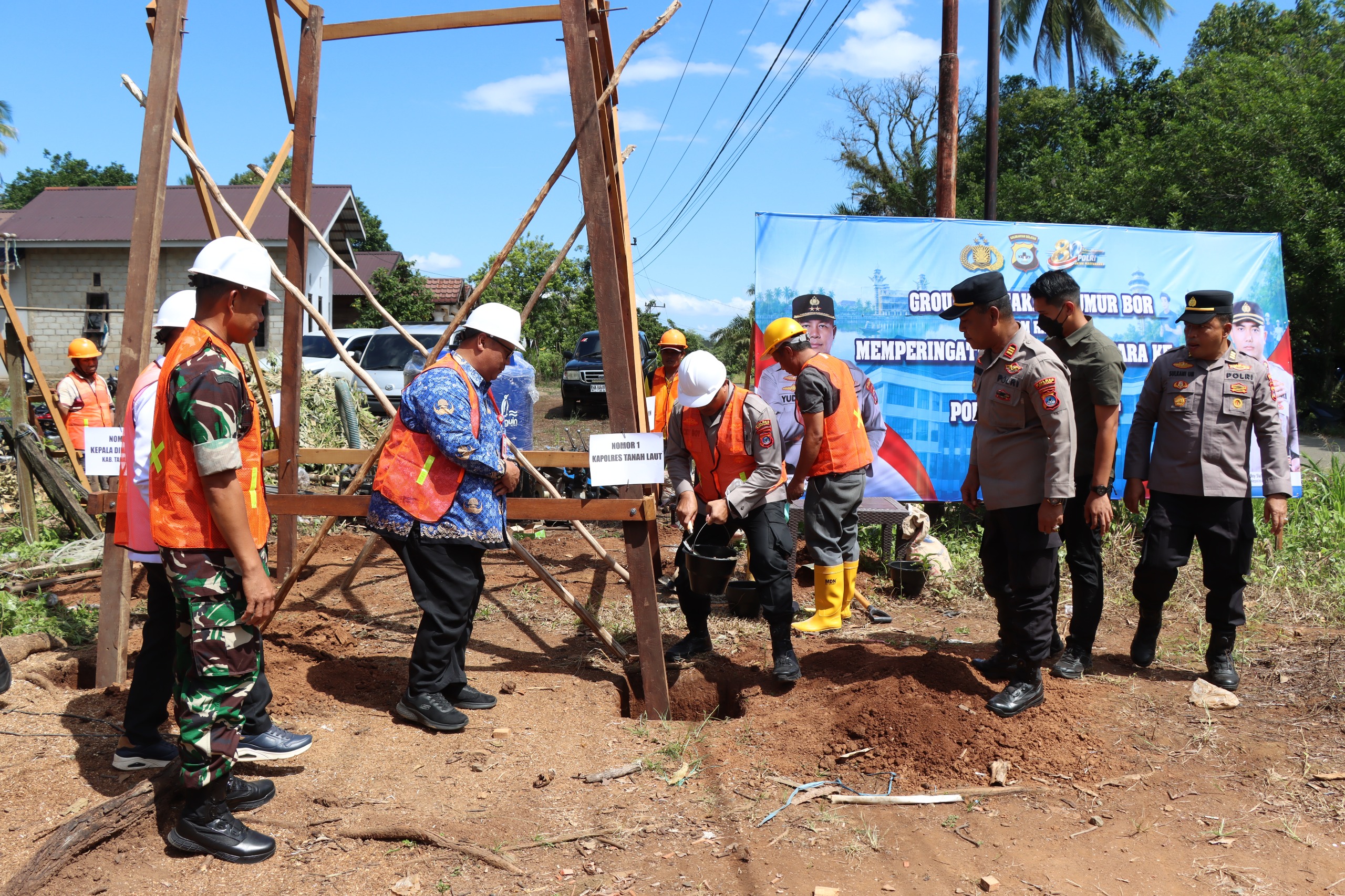 Peringati Hari Bhayangkara ke 80, Polres Tanah Laut dan Pemkab Bangun Tiga Sumur Bor di Desa Tanjung