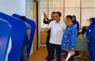 Permudah Aktivitas Perbankan Nasabah di HST, Layanan Digital Smart Branch System Hadir di Kantor Bank Kalsel Cabang Barabai