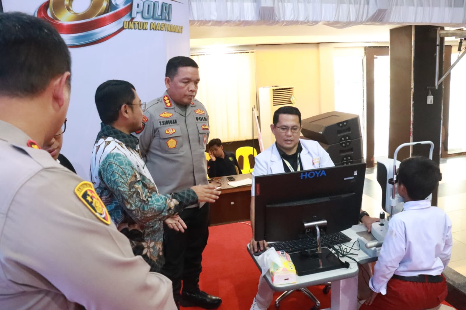 Sambut HUT Ke-80 Bhayangkara, Polresta Banjarmasin Gelar Pemeriksaan Mata dan Bagikan 1.000 Kacamata Gratis