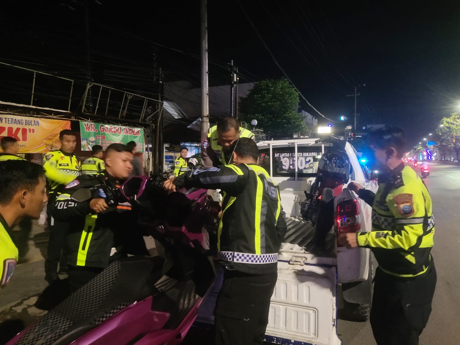 Patroli Tengah Malam, Polresta Banjarmasin Sita 8 Motor Diduga Terlibat Balap Liar