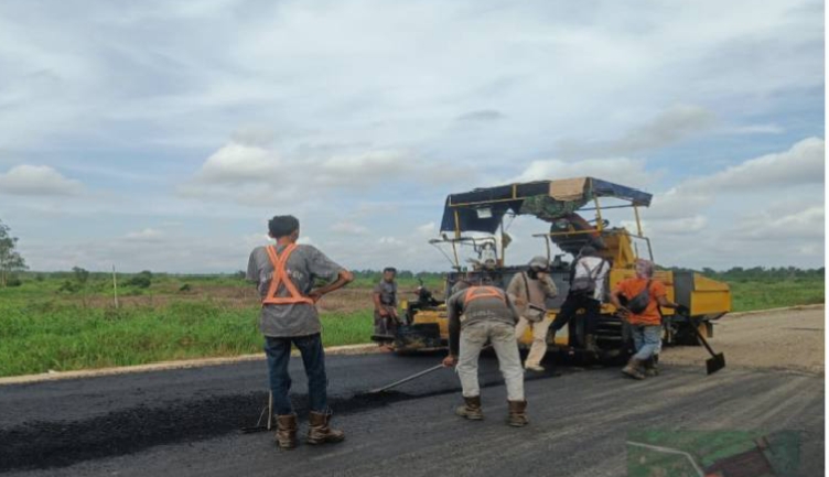 Dinas PUPR Kalsel Ungkap Pembangunan Jalan Provinsi di Banua Anam Capai 50 Persen