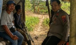 Personel Polsek Satui Polres Tanah Bumbu Laksanakan Program Sambang Petani