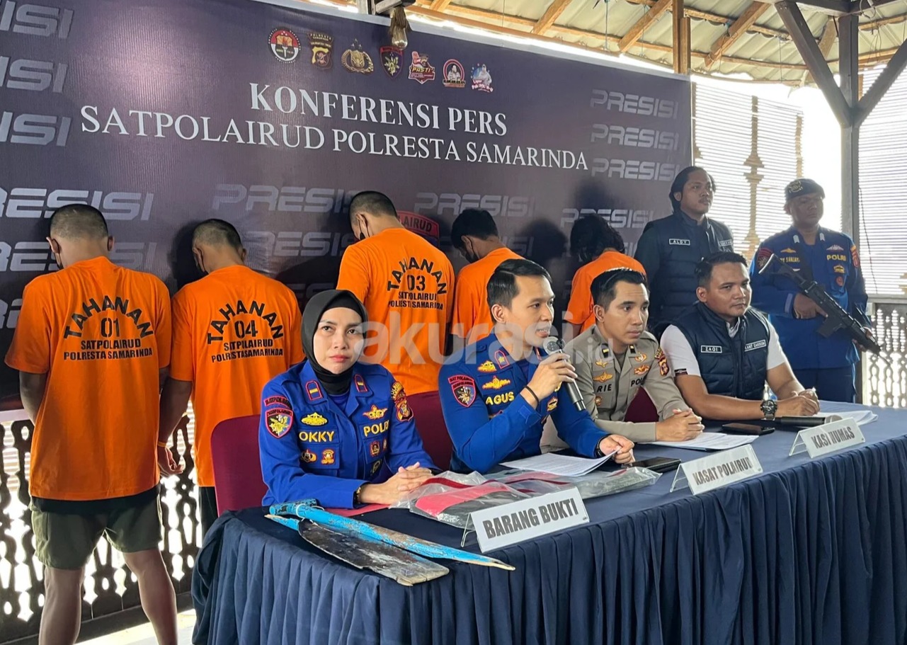 Bajak Sungai Mahakam Samarinda