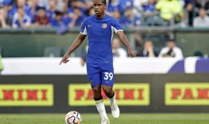 Gelandang Chelsea Andrey Santos dikabarkan segera gabung Manchester United.