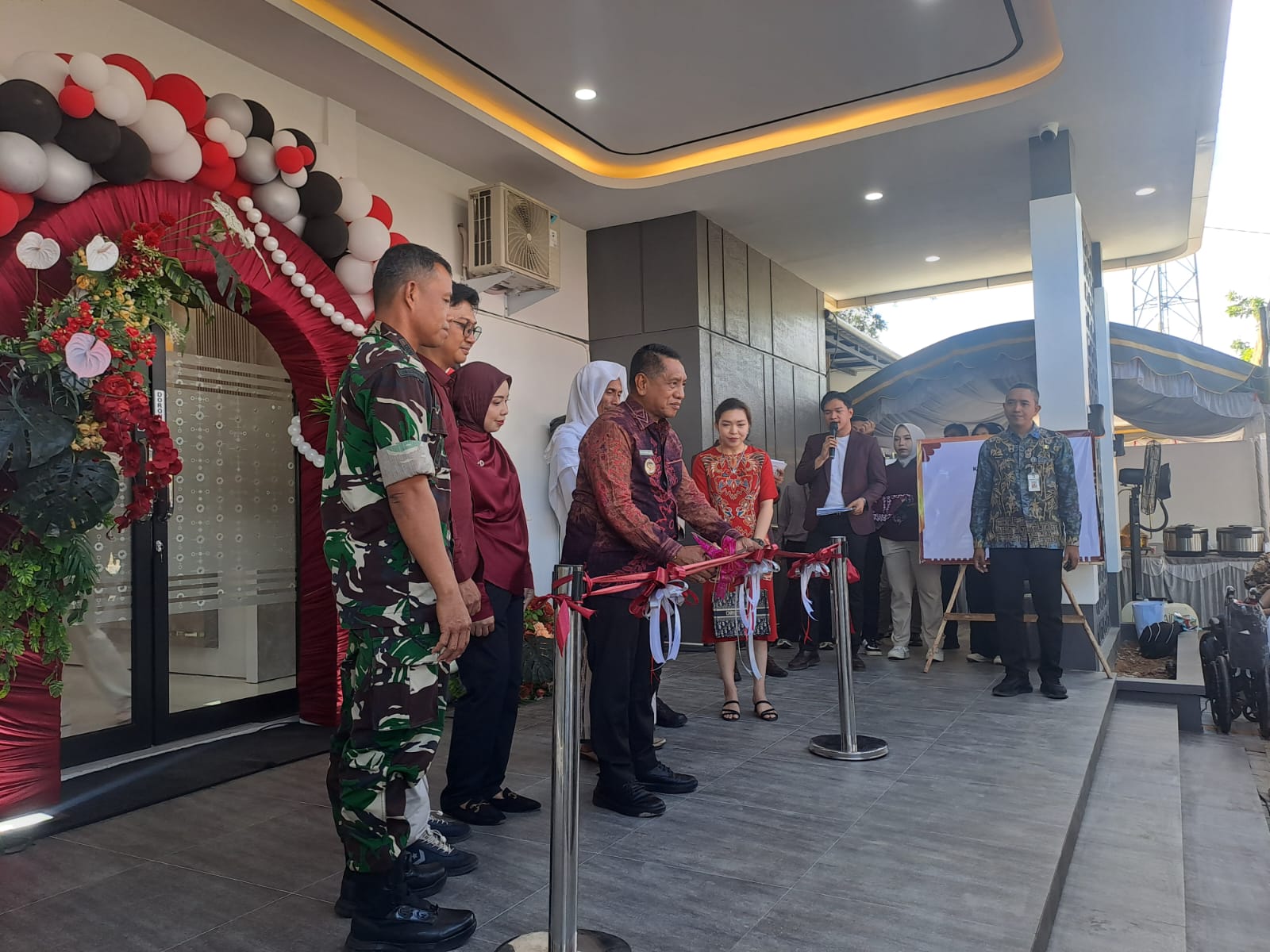 Wabup Tanah Laut Resmikan Klinik Fazza Care, Dorong Sinergi Fasilitas Kesehatan Swasta dan Pemerintah