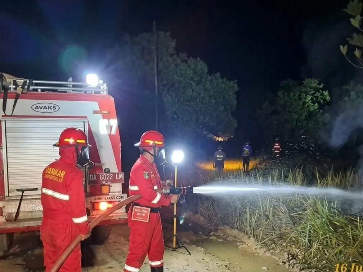 2 Hektare Lahan di Kintap Terbakar, Kasatpol PP Tanah Laut Imbau Warga Waspada Karhutla