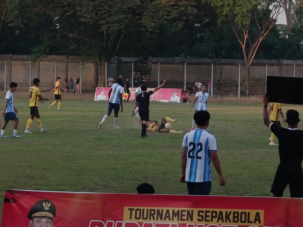 MMC X Mahbara Agro Gurun Putra Singkirkan Polres HST A, Tantang Panjalu United di Semifinal Bupati HST Cup 2026