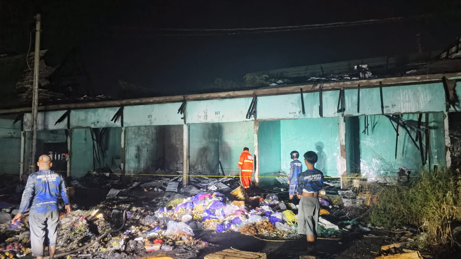 Pusat Perbelanjaan Sekumpul Terbakar